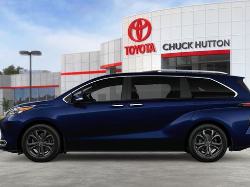 Used 2026 Toyota Sienna Platinum AWD/4WD image 30