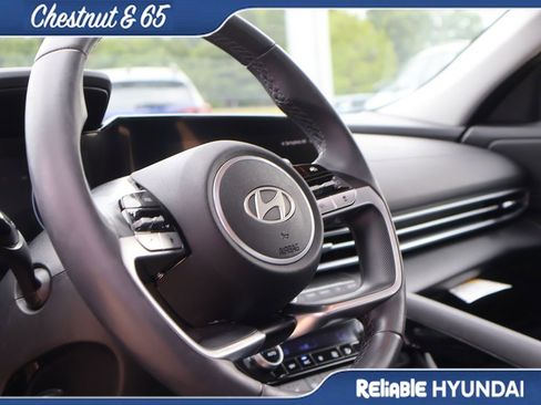 Certified 2024 Hyundai Elantra Limited FWD image 24