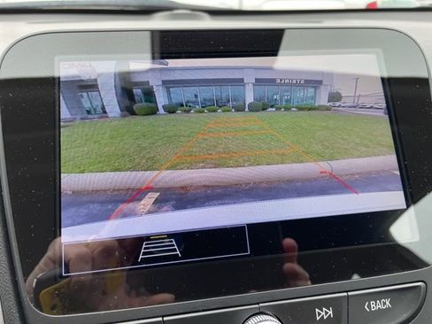 Used 2023 Chevrolet Malibu LT image 22