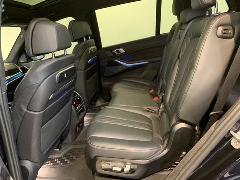 Used 2024 BMW X7 M60i AWD/4WD image 57