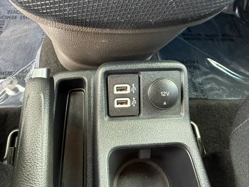 Used 2022 Ford Transit Connect XLT FWD image 20