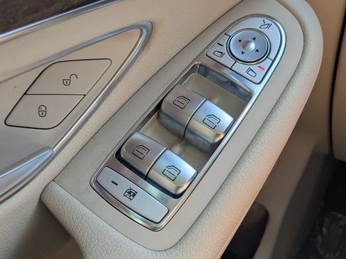 Certified 2022 Mercedes-Benz GLC 300 4MATIC image 8