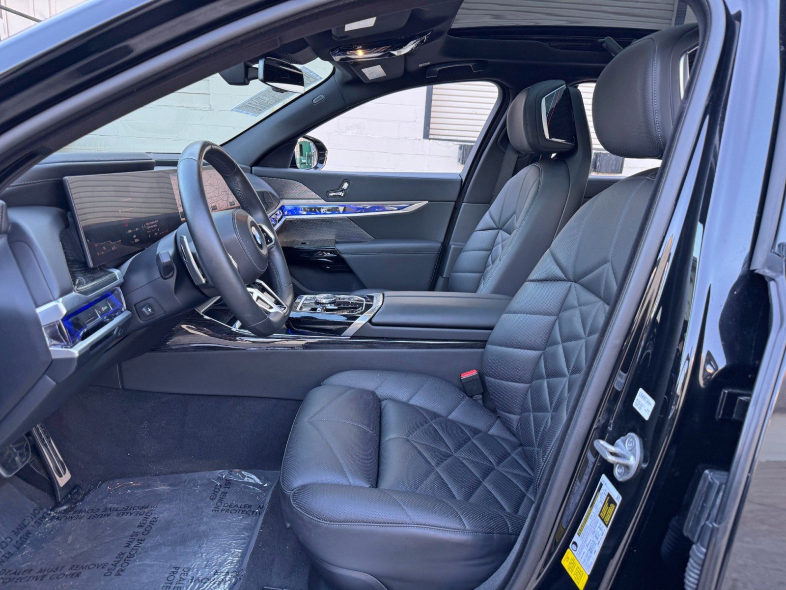 Used 2023 BMW 740i RWD image 17