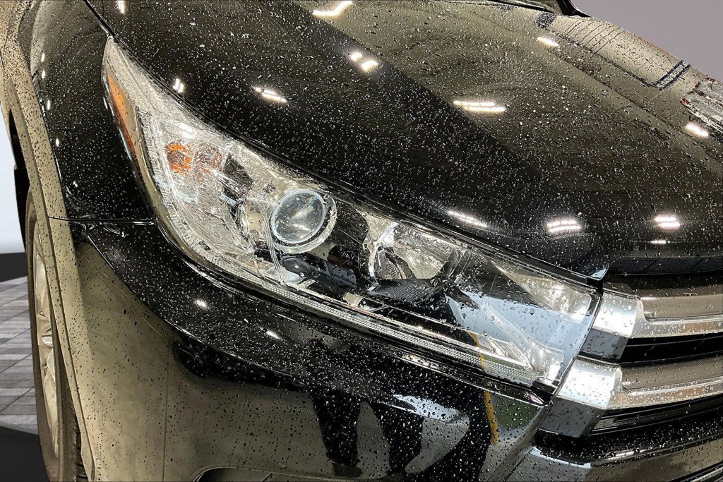 Used 2017 Toyota Highlander Limited Platinum AWD/4WD image 33