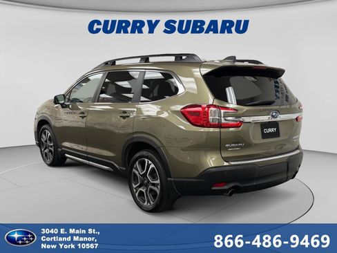 Used 2023 Subaru Ascent Limited w/ Technology Package AWD/4WD image 3