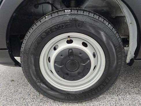 Used 2019 Ford Transit 150 130 Low Roof RWD image 27