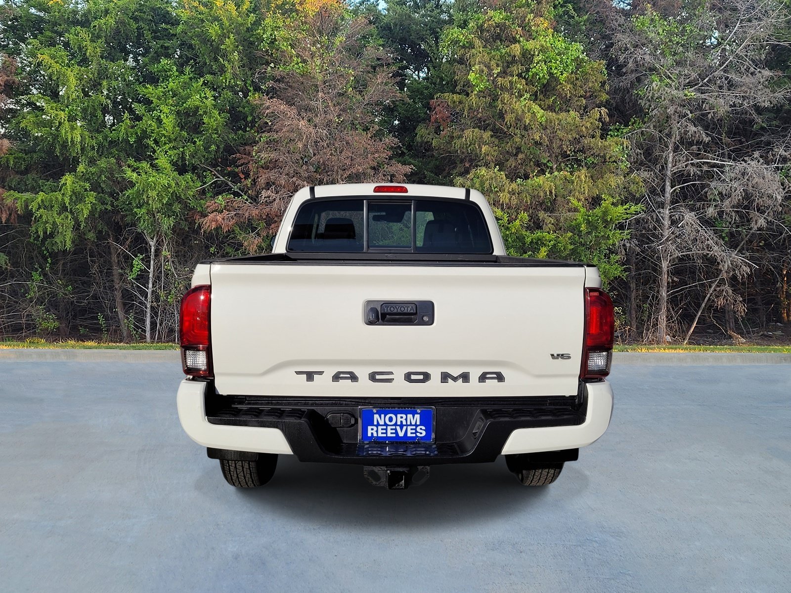 Used 2020 Toyota Tacoma SR RWD image 18