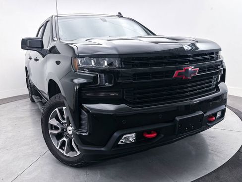 Used 2021 Chevrolet Silverado 1500 RST w/ Convenience Package II AWD/4WD image 8