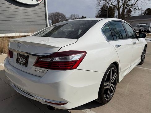 Used 2017 Honda Accord Sport Special Edition image 7