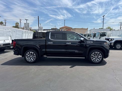 New 2026 GMC Sierra 1500 Denali w/ Denali Reserve Package image 4