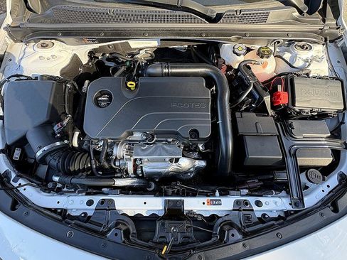 Certified 2024 Chevrolet Malibu LS image 27