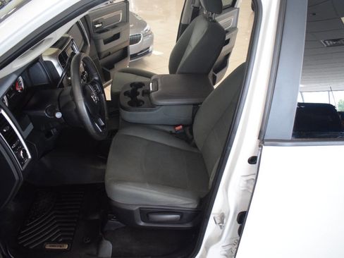 Used 2017 RAM 2500 SLT image 49