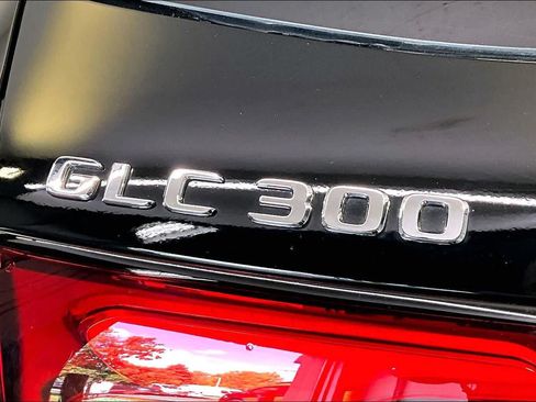 Certified 2026 Mercedes-Benz GLC 300 4MATIC image 33