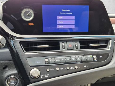 Used 2025 Lexus ES 350 w/ Premium Package FWD image 6