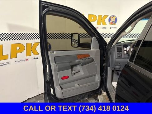 Used 2006 Dodge Ram 3500 Truck SLT w/ Light Group AWD/4WD image 9
