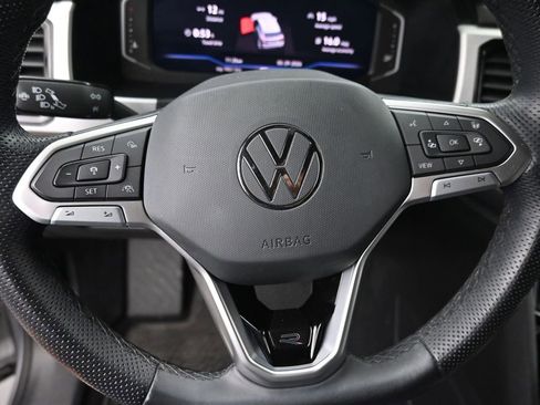 Used 2023 Volkswagen Atlas Cross Sport SEL R-Line AWD/4WD image 17
