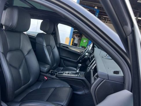Used 2018 Porsche Macan S AWD/4WD image 32