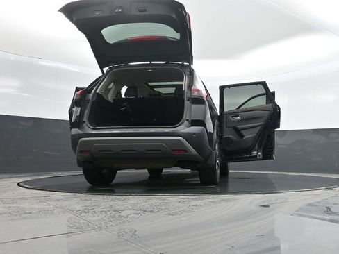 Used 2021 Nissan Rogue SL image 60