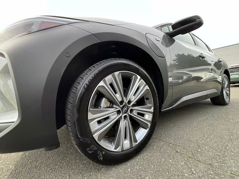 Certified 2024 Subaru Solterra Limited image 11