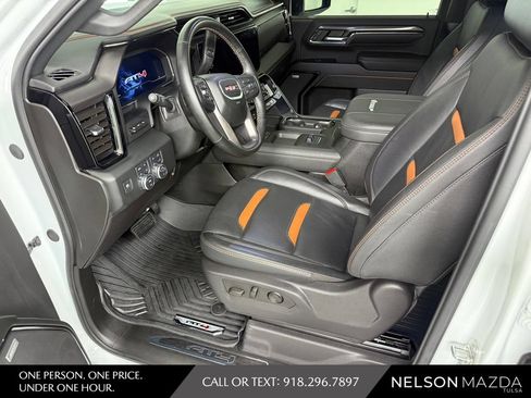Used 2024 GMC Sierra 2500 AT4 w/ AT4 Premium Plus Package AWD/4WD image 20