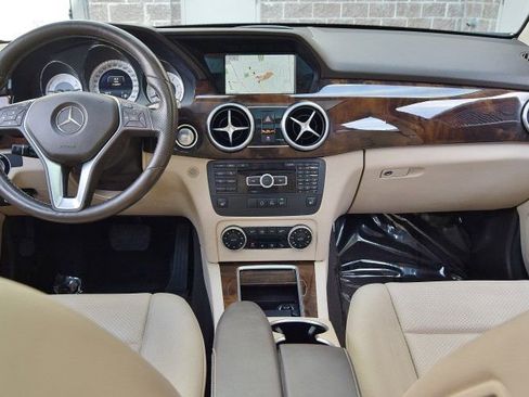 Used 2015 Mercedes-Benz GLK 350 4MATIC image 22
