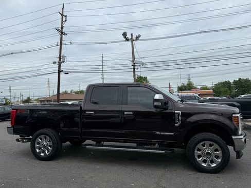 Used 2018 Ford F250 Lariat w/ Chrome Package AWD/4WD image 8