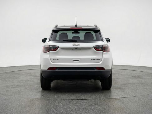 Used 2025 Jeep Compass Limited AWD/4WD image 7