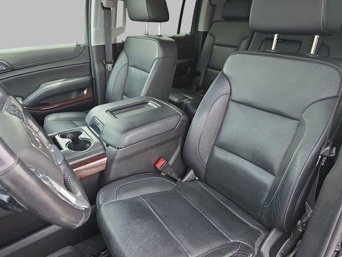 Used 2019 GMC Yukon XL SLT AWD/4WD image 17