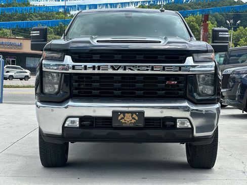 Used 2022 Chevrolet Silverado 2500 LT w/ Texas Edition AWD/4WD image 2