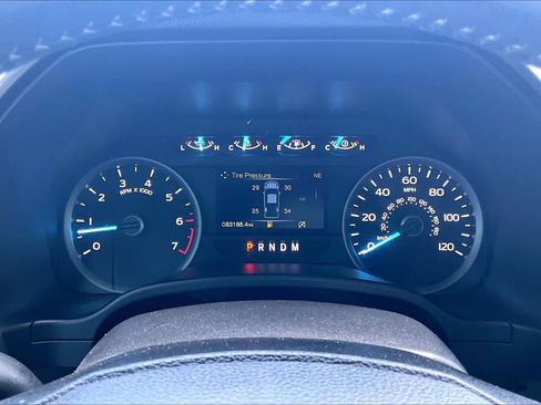 Used 2019 Ford F150 XLT w/ Equipment Group 302A Luxury AWD/4WD image 24