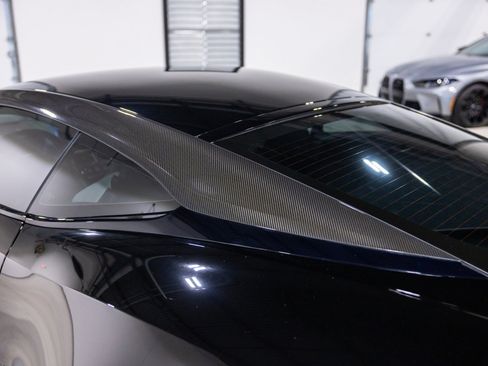 Used 2022 Aston Martin DBS Superleggera RWD image 17
