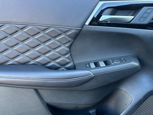 New 2025 Mitsubishi Outlander 4WD Plug-In Hybrid image 11