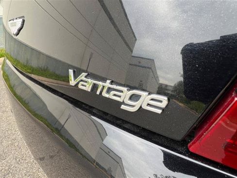 Used 2008 Aston Martin V8 Vantage Roadster RWD image 25
