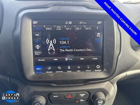 Used 2022 Jeep Renegade Latitude image 22