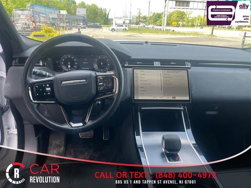 Used 2025 Land Rover Range Rover Velar Dynamic SE AWD/4WD image 36