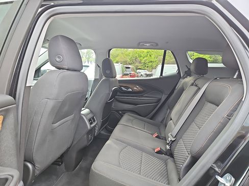 Used 2021 GMC Terrain SLE w/ Driver Convenience Package FWD image 10