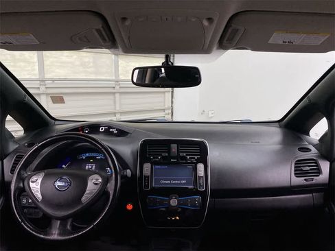 Used 2013 Nissan Leaf SL image 14