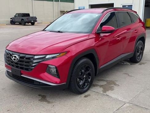 Used 2022 Hyundai Tucson SEL FWD image 4