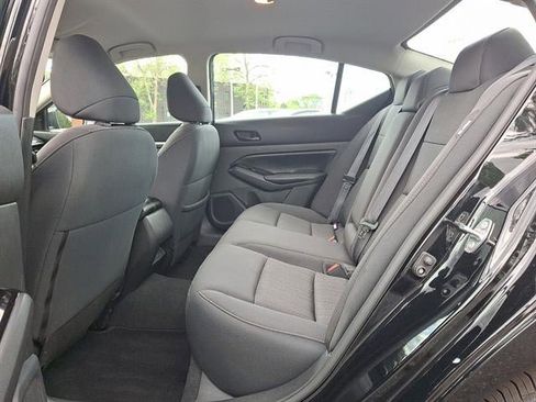 Certified 2023 Nissan Altima 2.5 SV image 10