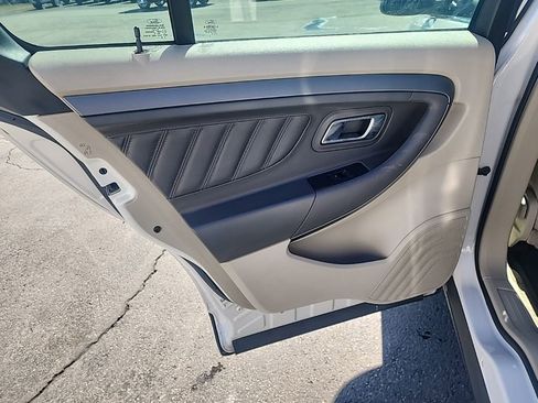Used 2011 Ford Taurus SEL w/ 201A Rapid Spec Order Code image 24