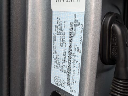 Certified 2025 Ford F150 Lariat w/ FX4 Off-Road Package AWD/4WD image 38