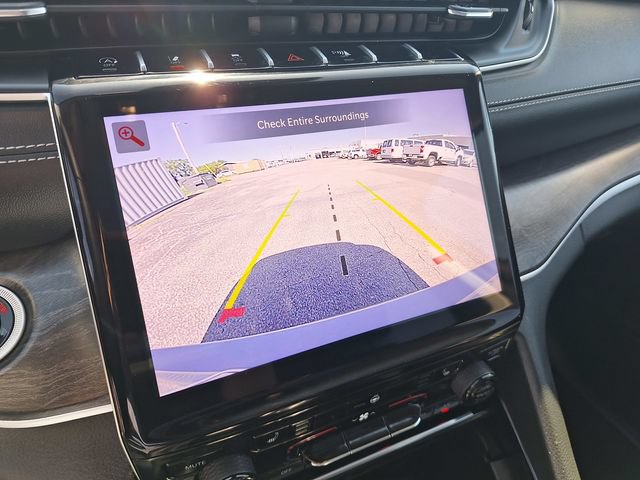 Used 2023 Jeep Grand Cherokee L Limited w/ Trailer Tow Group (B) AWD/4WD image 56