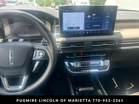 Used 2024 Lincoln Corsair FWD image 10