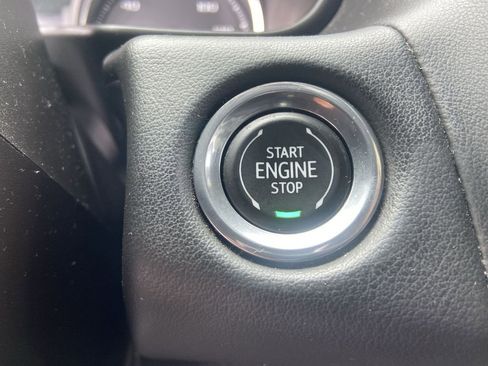 Certified 2021 Chevrolet Tahoe LT w/ LT Signature Package image 17