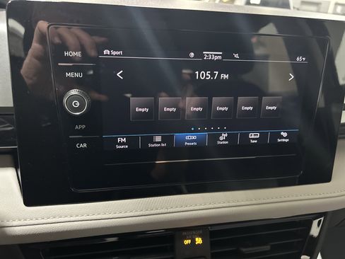 New 2025 Volkswagen Taos S image 18