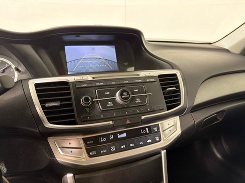 Used 2013 Honda Accord LX image 13