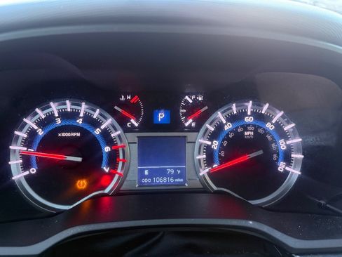 Used 2018 Toyota 4Runner Limited RWD image 27