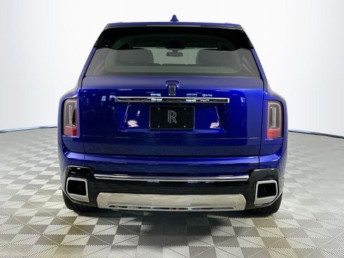 Certified 2025 Rolls-Royce Cullinan AWD/4WD image 9