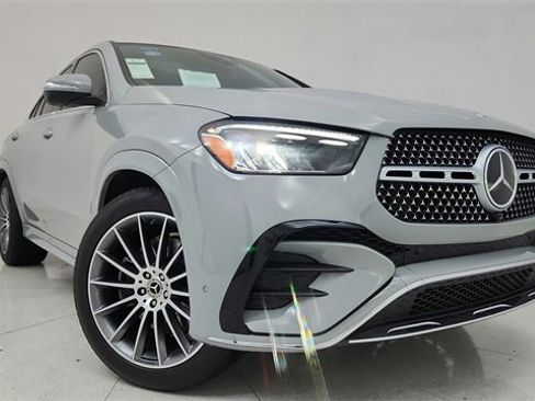 Used 2025 Mercedes-Benz GLE 450 GLE 450 image 1