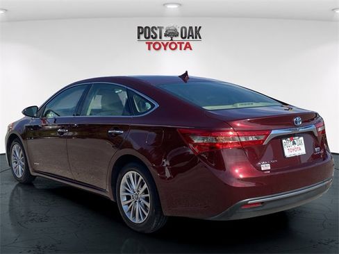Used 2017 Toyota Avalon Limited image 5